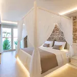 La Deluxe *